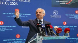 Yerli ve milli sürücüsüz ilk metro aracı Ulaştırma ve Altyapı Bakanlığına teslim edildi