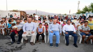 Yeşilyurttaki çocuk şenliği keyifli anlara sahne oldu