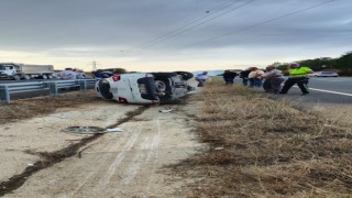 Yoldan çıkan otomobil yan yattı: 3ü çocuk 6 kişi yaralandı