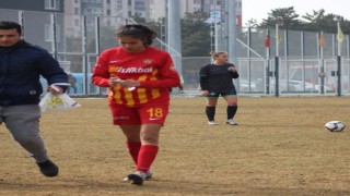 ZeynepBilir, U17 Kız Milli Takımına çağrıldı