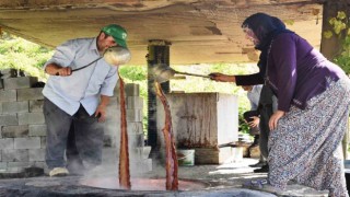 150-200 yıldır doğal yollarla yapılan üzüm pekmezine yoğun ilgi