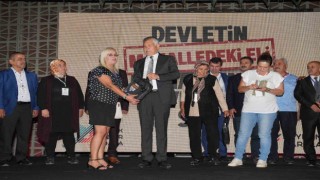 Adanada görev yapan 830 muhtara bilgisayar verildi