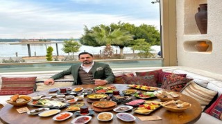 Adanalı ünlü iş adamı açtığı restoranla şehrin gastronomi sahnesini zenginleştirdi