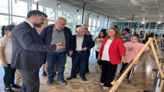 Adıyamanda son 100 yılın kıyafetleri resmedildi