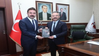 Afet çalışmalarında kapsayıcı bir rol alacak ‘Disiplinler Arası Bir Bakışla Afet Yönetimi kitabı yayımlandı