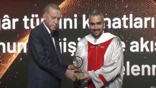 AGÜ Öğretim Üyesi Dr. Kocaya YÖKten Üstün Başarı Ödülü