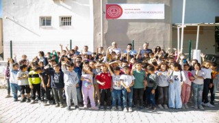 Akademisyenler çocuklara dünyanın en zor bulunan balığını anlattı