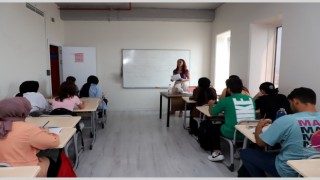 Akdeniz Belediyesi Etüt Merkezinde eğitim gören 127 öğrenci üniversitelerin çeşitli bölümlerine yerleşti