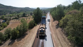 Akhisarda 111 kilometre asfalt çalışması