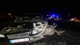Aksarayda 5 araçlı zincirleme kaza: 3 yaralı