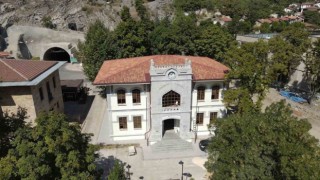 Amasyanın asırlık belediye binasının restorasyonunda sona gelindi