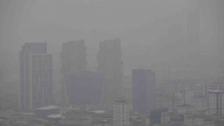 Anadolu yakasında etkili olan sis havadan görüntülendi