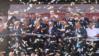 Ankaranın başkent oluşunun 100. yılında, 100. Yıl Buz Pateni ve Tırmanma Salonu hizmete açıldı