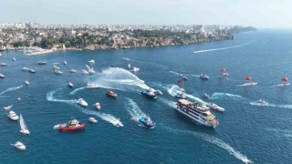 Antalyada 100üncü Yıla Özel Deniz Korteji