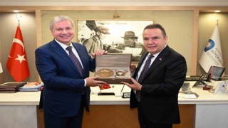 Antalyaya gelen turist sayısı 14 milyona yaklaştı