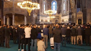 Ayasofya Camiinde Filistinde öldürülenler için gıyabi cenaze namazı kılındı