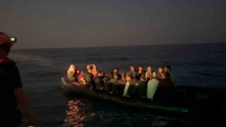 Aydında 56 düzensiz göçmen kurtarıldı