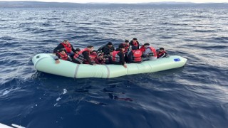 Ayvacık açıklarında 25 kaçak göçmen yakalandı