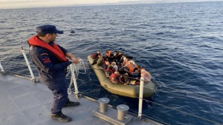 Ayvacık açıklarında Yunan unsurlarınca ölüme terk edilen 44 kaçak göçmen kurtarıldı