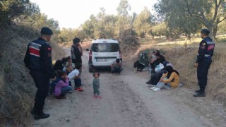 Ayvacıkta 16 kaçak göçmen ile 2 organizatör yakalandı