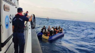 Ayvalık açıklarında 108 düzensiz göçmen kurtarıldı