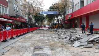 Bağcılar Çarşı Caddesi modern görünümüne kavuşuyor