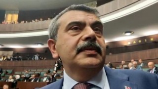 Bakan Tekin: (Ara tatillerin kaldırılması) Böyle bir talep gelirse bakarız”