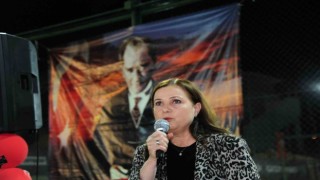 Balçovada Cumhuriyet Tenis Turnuvası öğrencilere burs oldu