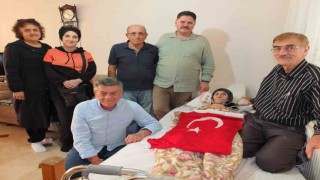 Balıkesirde asırlık Hanife nineye vefa ziyareti