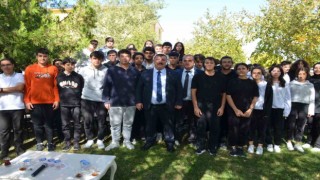 Başkan Alp fen lisesi öğrencileriyle buluştu