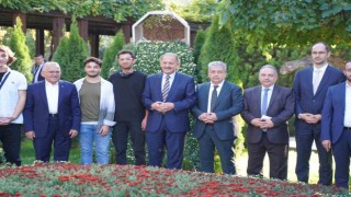 Başkan Büyükkılıç, Bakan Özhasekiye Projeler Hakkında Bilgi Verdi