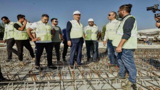 Başkan Karalar, Şakirpaşa Altgeçidi inşaatında incelemede bulundu