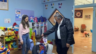 Başkan Koloğlu okulları gezdi taleplerini dinledi