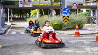 Başkentli miniklere pistte trafik eğitimi