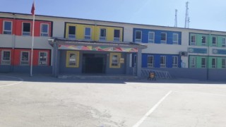 Batmanda jandarma köy okullarını renklendiriyor