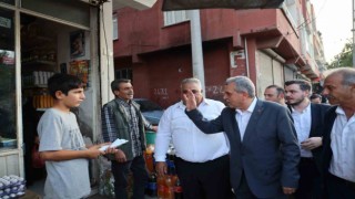 Beyazgül, çarşı pazar esnafını yalnız bırakmıyor
