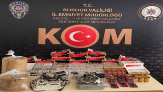 Burdurda kaçak sigara operasyonunda 4 bin 596 adet doldurulmuş makaron ele geçirildi