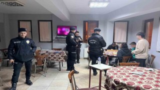 Bursa polisinin uygulamaları devam etti