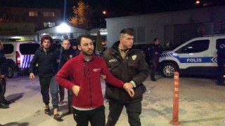 Bursada bir adrese yapılan operasyonda 31 kaçak göçmen yakalandı