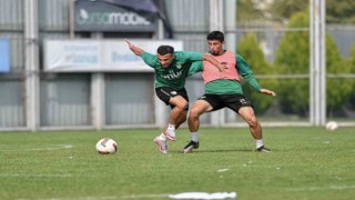 Bursasporda Gölcükspor maçı hazırlıkları başladı