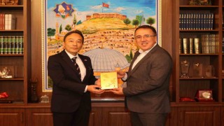 Büyükelçi Katsumatadan Başkan Savrana ziyaret