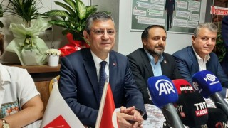 CHPli Özgür Özel: “Değişim yaşanmazsa yerel seçimler ve parti zarar görür”