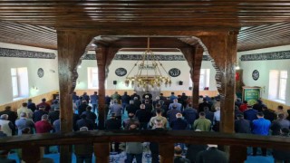 Çıldırdaki Camilerde Filistin Halkı için dualar edildi