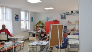 Çocuklar eğlenerek tedavi ediliyor