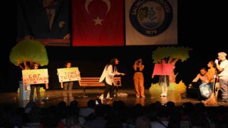 Çocuklara tiyatro oyunuyla çevre temizliği anlatıldı