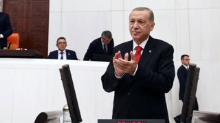 Cumhurbaşkanı Erdoğan'dan bayrak çağrısı