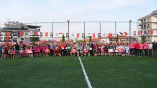 Cumhuriyet Futbol Turnuvasının kazananı dostluk oldu