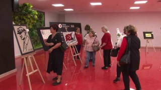 ‘Cumhuriyet Kadınları Kırkyama Sergisi Doğuş Üniversitesinde sanatseverlerle buluştu