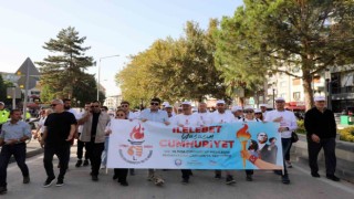 Cumhuriyet yürüyüşü beşinci günde Seyitgazide