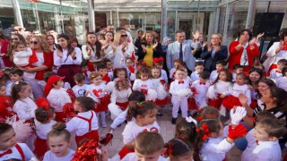 Cumhuriyetin 100. yaşı miniklerle coşkuyla kutlandı